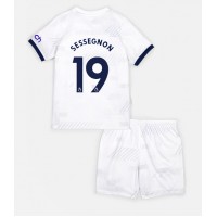 Otroški Nogometni dresi Tottenham Hotspur Ryan Sessegnon #19 Domači 2023-24 Kratek Rokav (+ Kratke hlače)